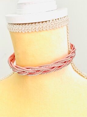 💕Pretty Pink Braided Crystal Choker Necklace SZ OS